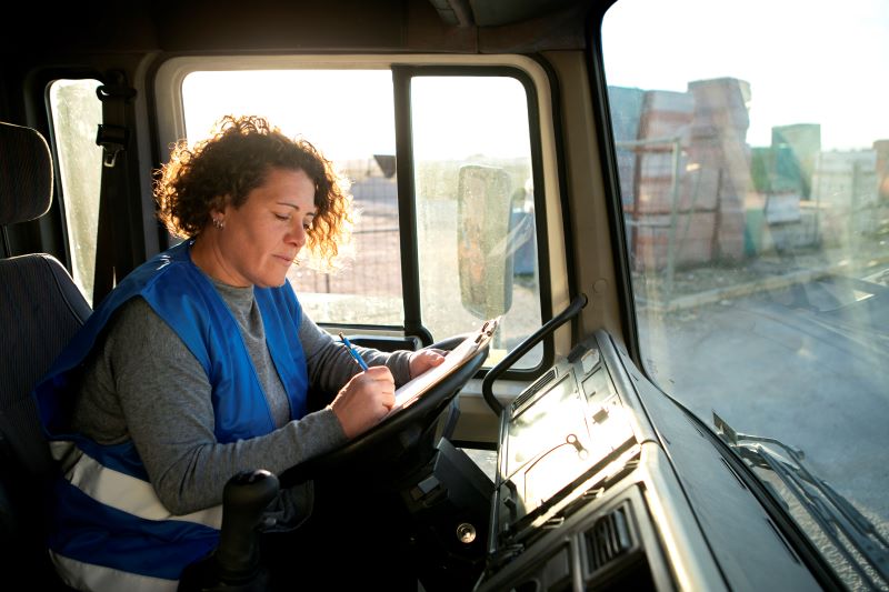 Can Women Be Truck Drivers? Yes!